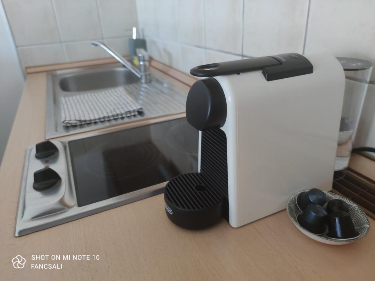 Bobita Apartman ซาลาคาโรส ภายนอก รูปภาพ
