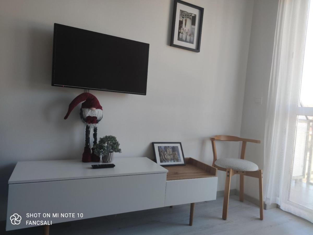 Bobita Apartman ซาลาคาโรส ภายนอก รูปภาพ